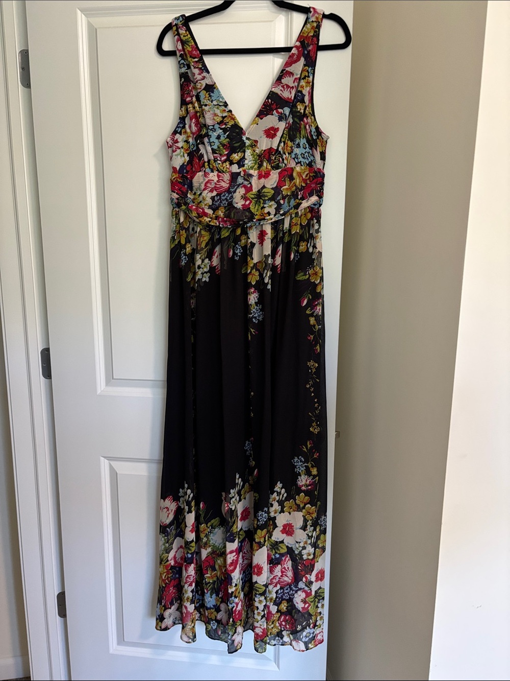 Ever Pretty Black Floral V-Neck Maxi Dress with Multicolor Blooms
